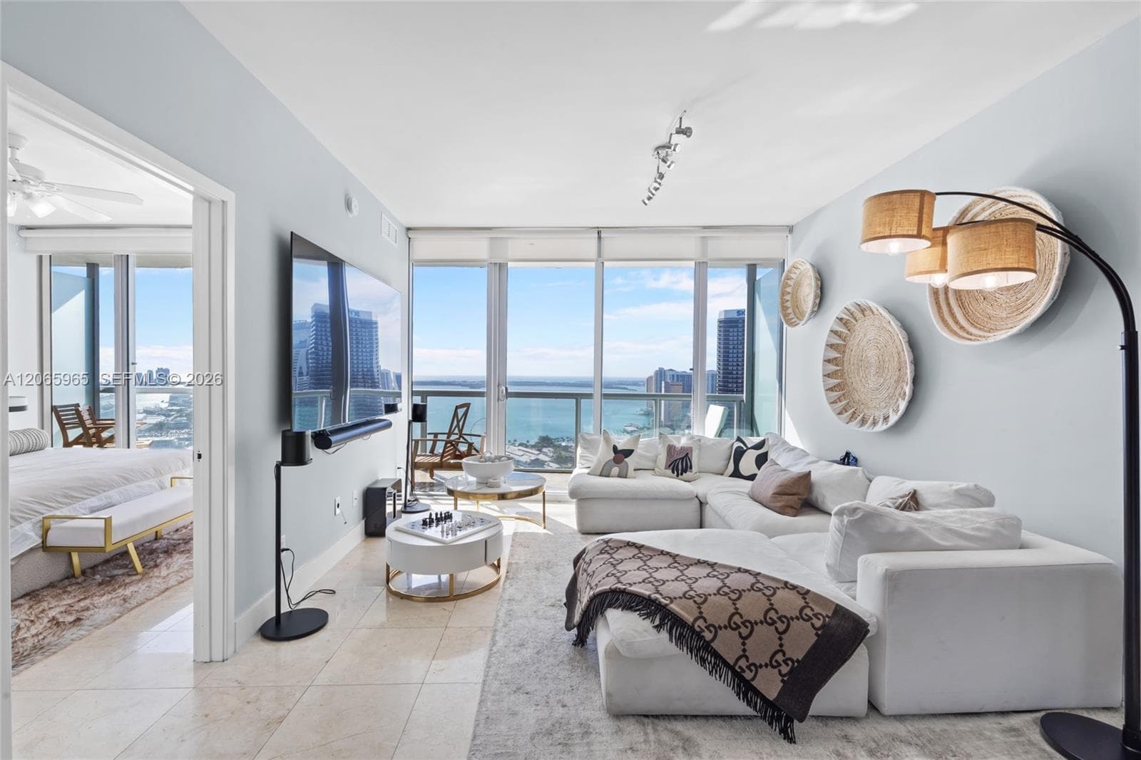 888 Biscayne Blvd # 4203, Miami, FL 33132