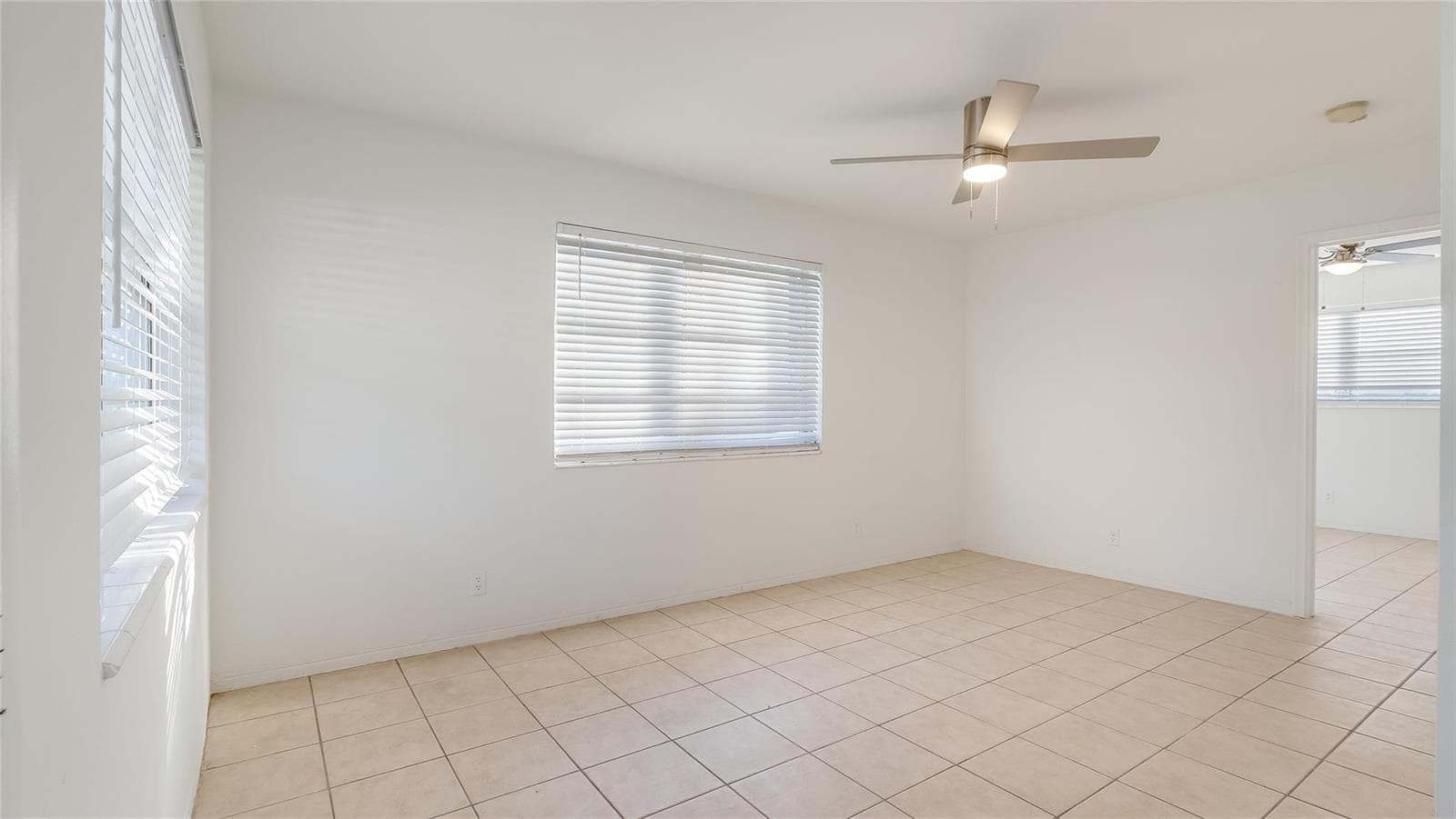 709 SE 15TH Street # 1, Fort Lauderdale, FL 33316 — zdjęcie 5