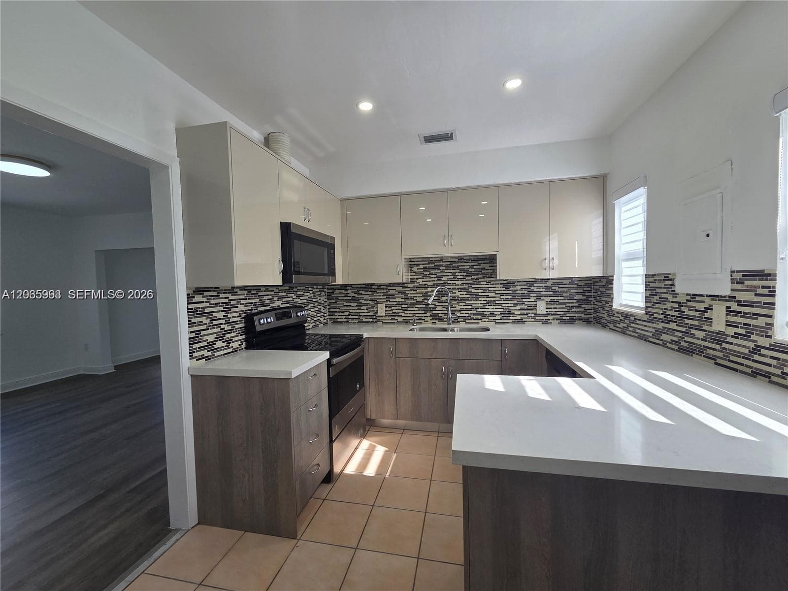 6240 SW 21st St (upstairs) # 6242, Miami, FL 33155 — zdjęcie 2