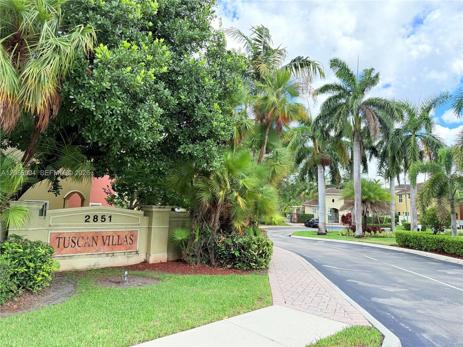 2851 W Prospect Rd # 704, Tamarac, FL 33309 — zdjęcie 4