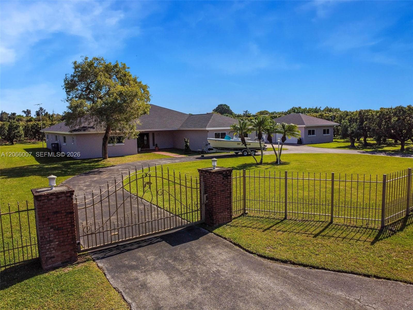 23505 SW 153rd Ave, Homestead, FL 33032 — zdjęcie 2