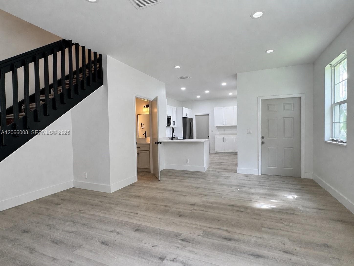 2050 Madeira Dr, Weston, FL 33327 — zdjęcie 5