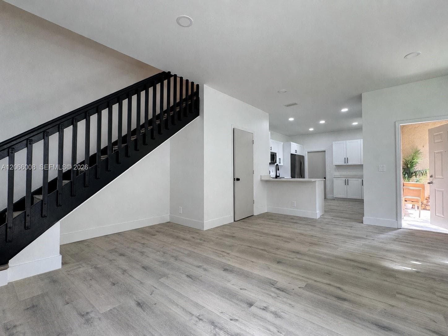 2050 Madeira Dr, Weston, FL 33327 — zdjęcie 4