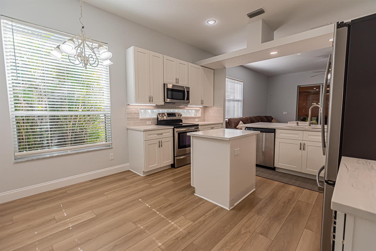 204 NW Zanzibar Place, Port St. Lucie, FL 34986 — zdjęcie 5