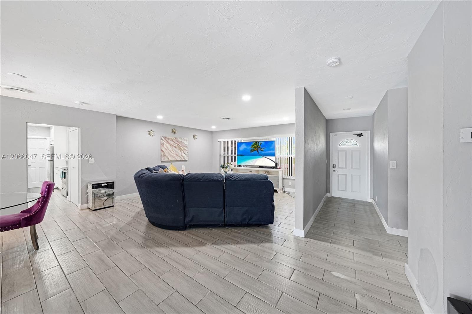912 NE 9th Ct, Pompano Beach, FL 33060 — zdjęcie 5
