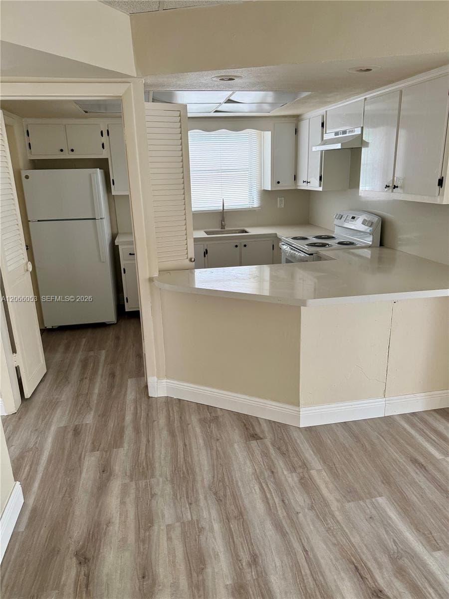 9390 E Bay Harbor Dr # 10, Bay Harbor Islands, FL 33154 — zdjęcie 5