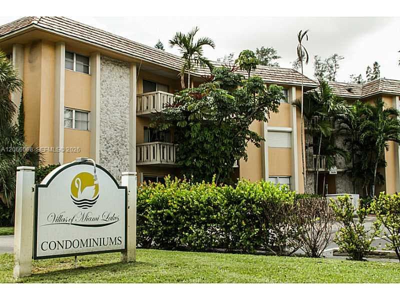 7400 Miami Lakes Dr # D107, Miami Lakes, FL 33014