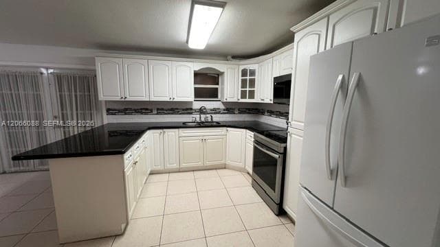 4722 NW 192nd Ter, Miami Gardens, FL 33055 — zdjęcie 4