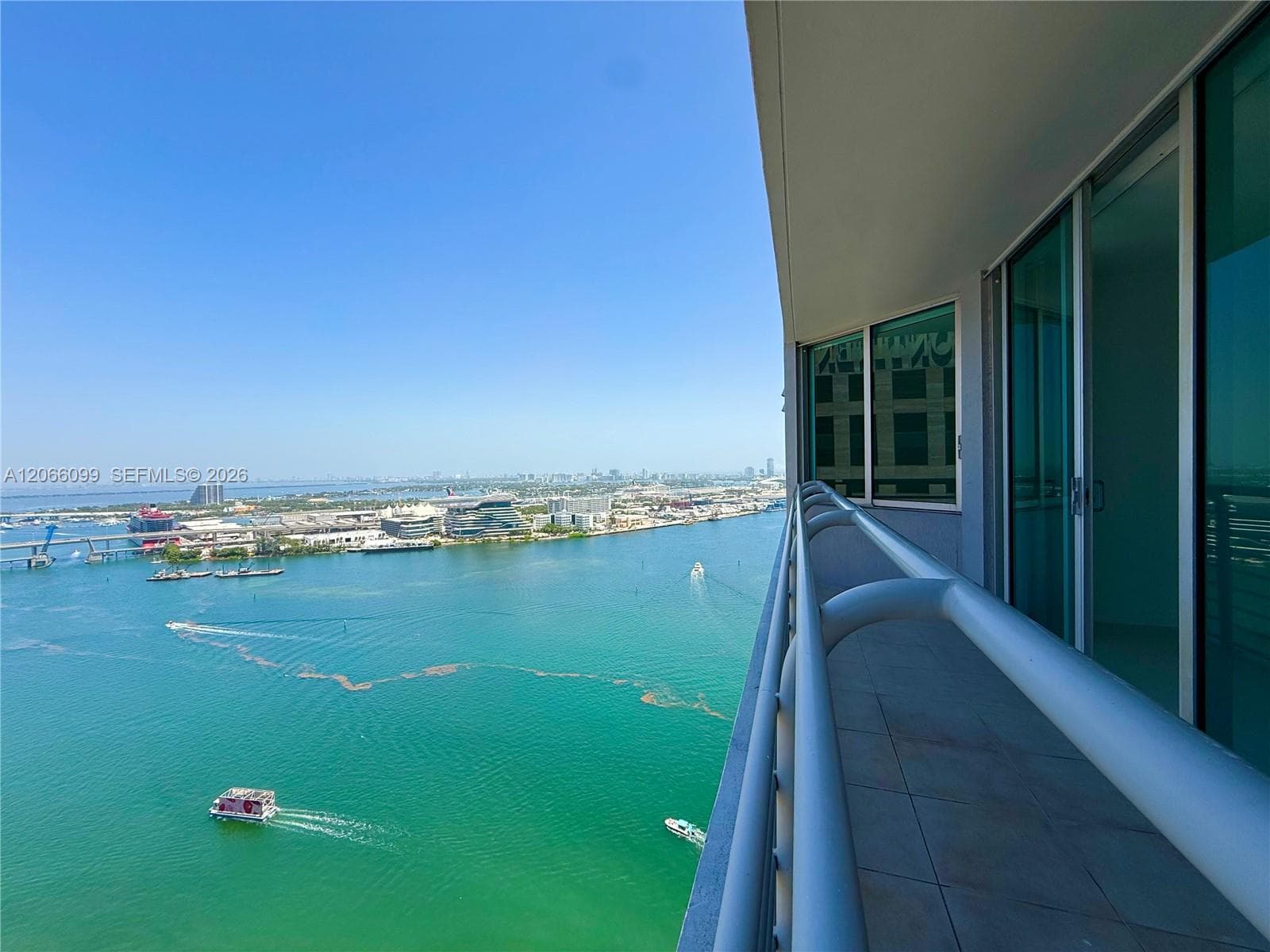 335 S Biscayne Blvd # 3408, Miami, FL 33131 — zdjęcie 3