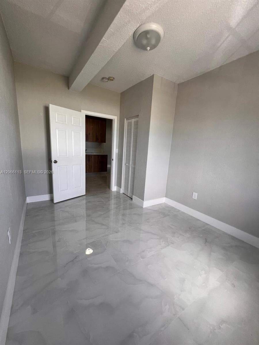 1625 NW 35th St # B5, Miami, FL 33142 — zdjęcie 2