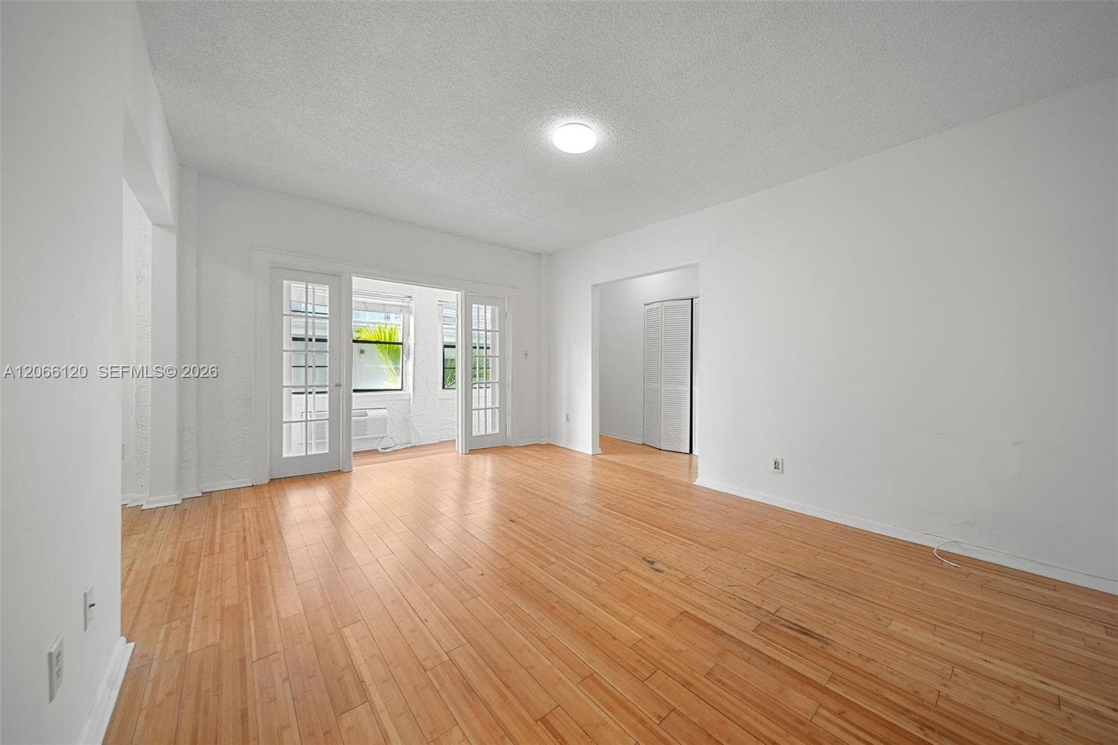 934 Michigan Ave # 207, Miami Beach, FL 33139 — zdjęcie 2