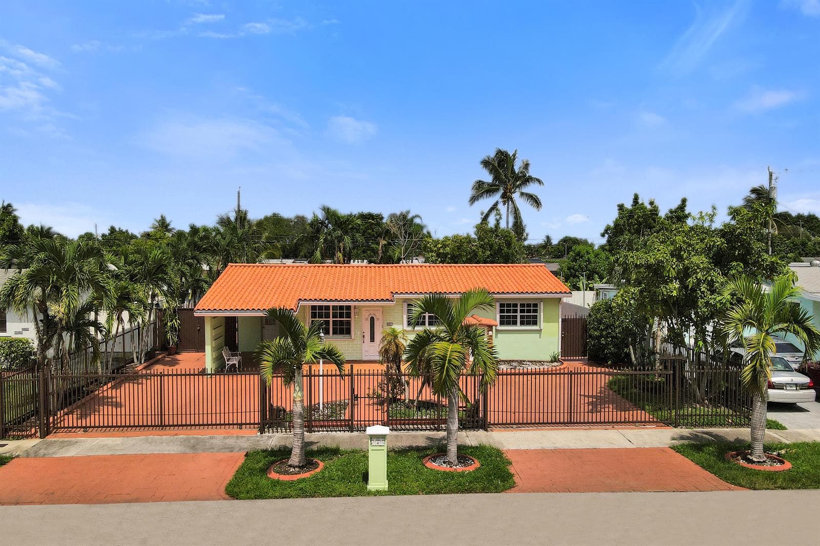 3311 SW 105th Court, Miami, FL 33165