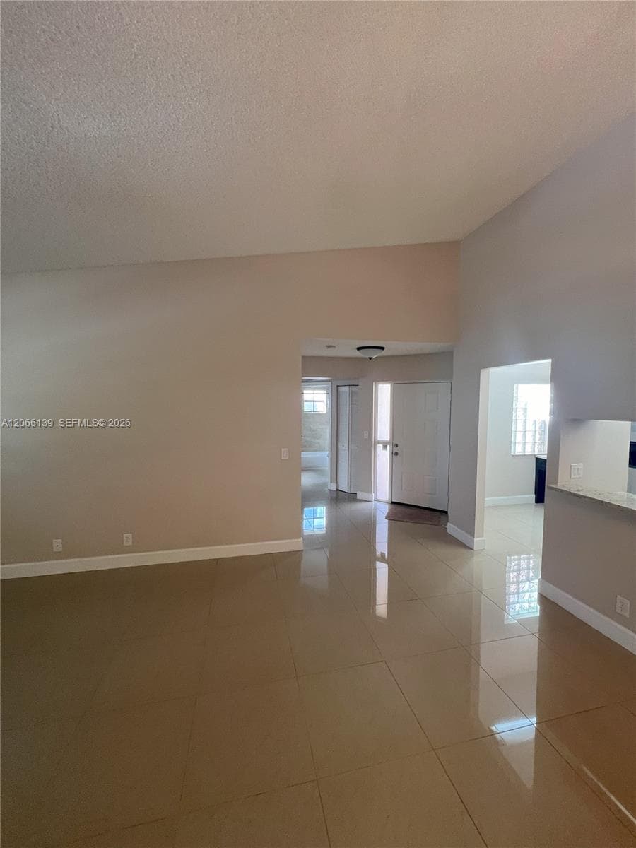 10700 NW 14th St # 142, Plantation, FL 33322 — zdjęcie 5