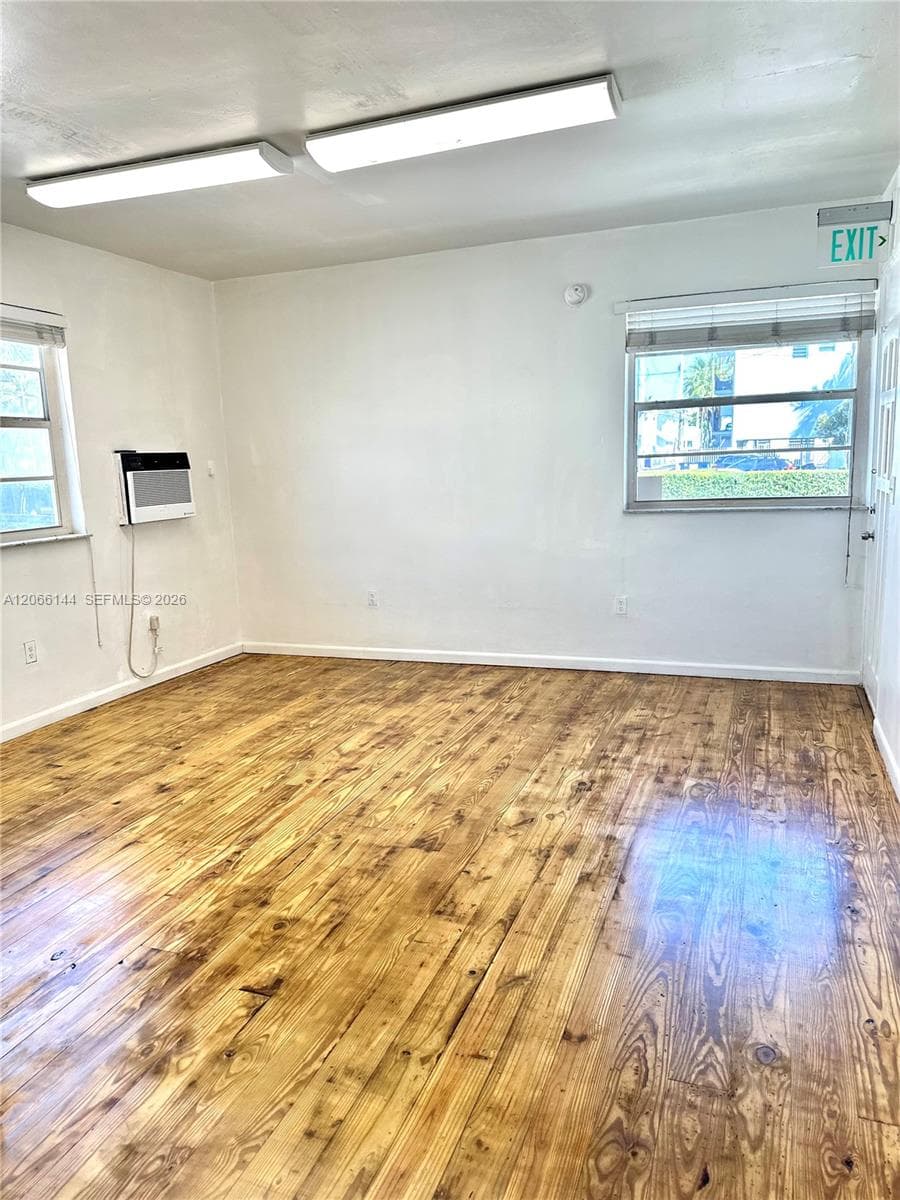 720 6th St, Miami Beach, FL 33139 — zdjęcie 2