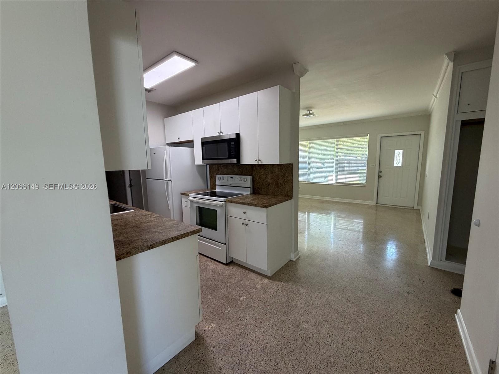 980 W 53rd Ter, Hialeah, FL 33012 — zdjęcie 2