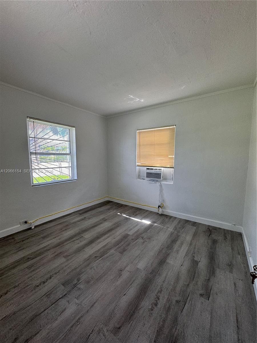 568 E 49th St # 568, Hialeah, FL 33013 — zdjęcie 5
