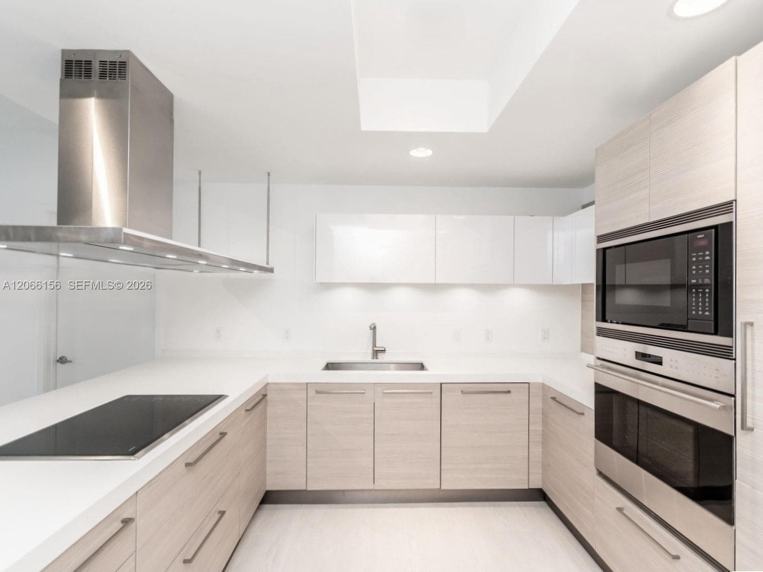 17301 Biscayne Blvd # 1004, North Miami Beach, FL 33160 — zdjęcie 4
