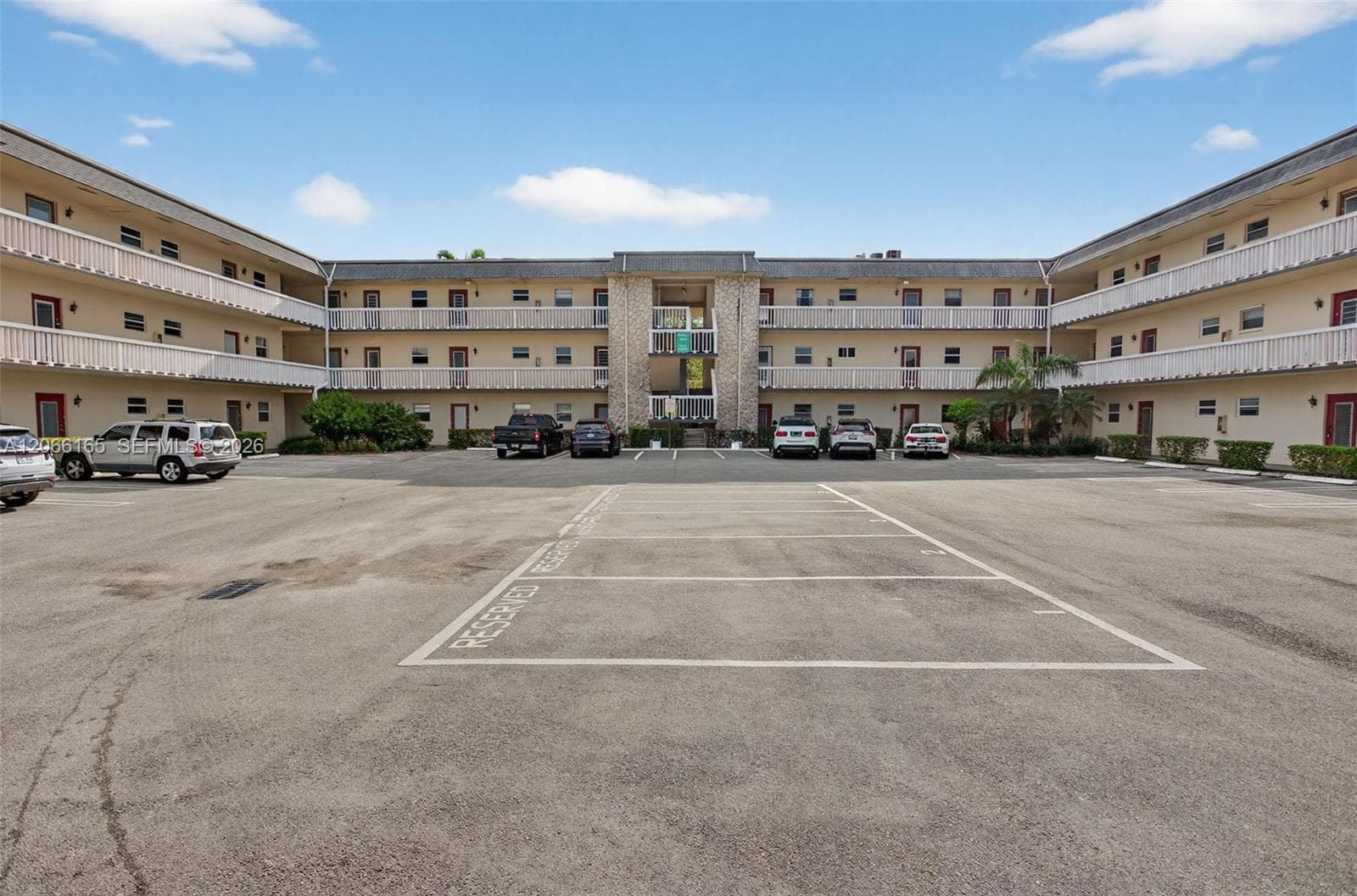 4299 NW 16th St # 210, Lauderhill, FL 33313