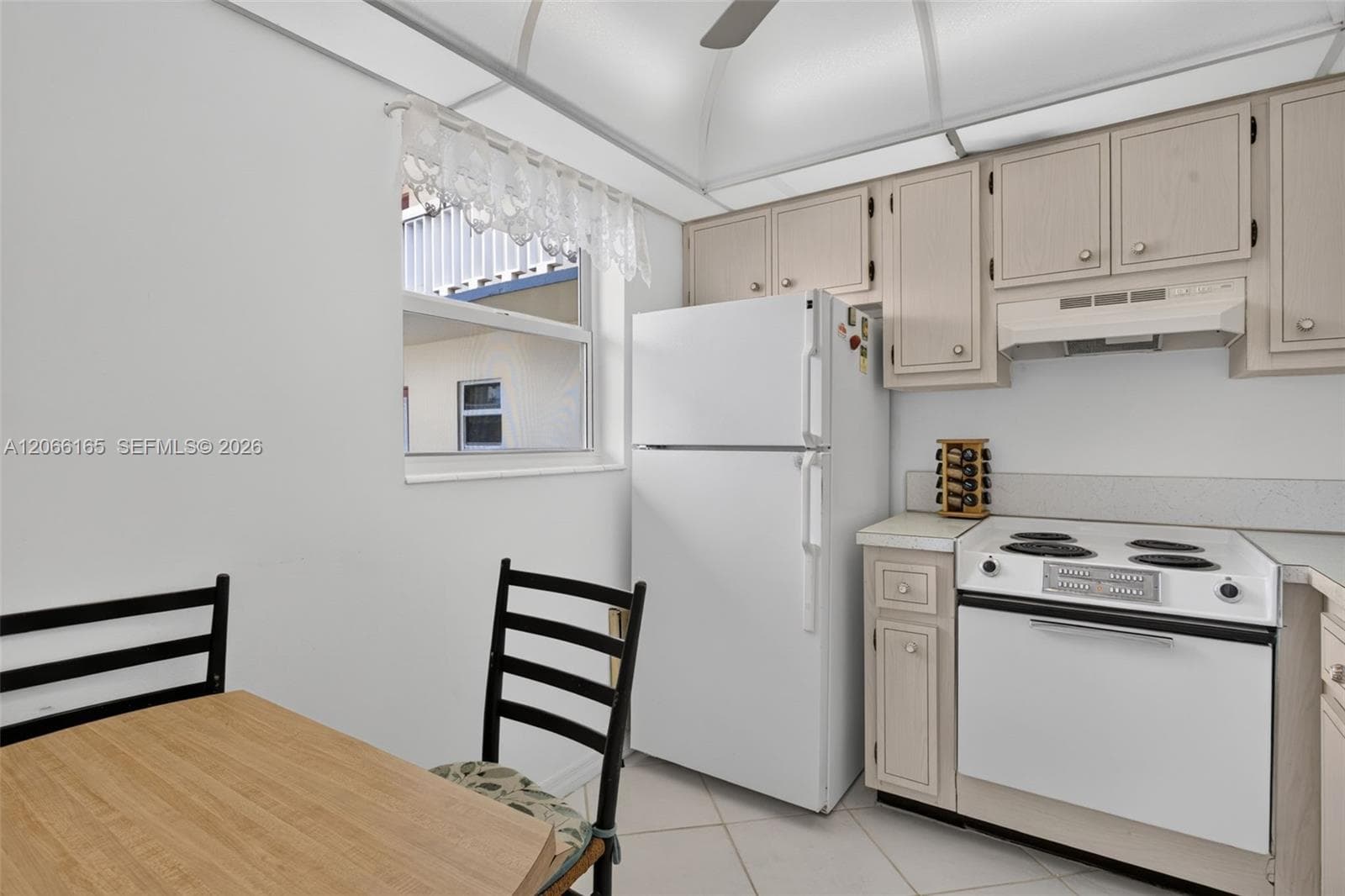 4299 NW 16th St # 210, Lauderhill, FL 33313 — zdjęcie 5