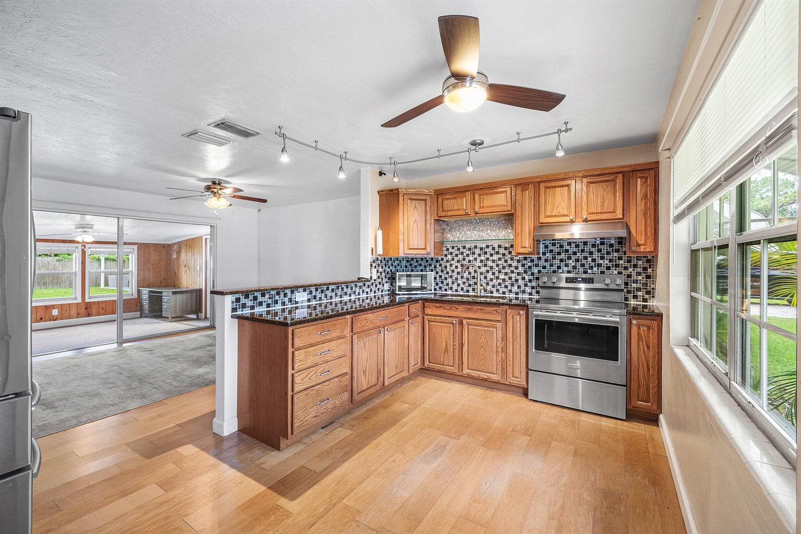 5709 SE Indigo Avenue, Stuart, FL 34997 — zdjęcie 4