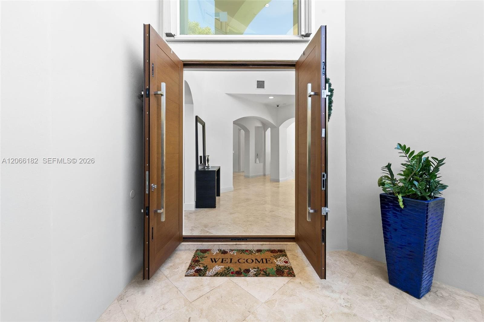 1490 Cleveland Rd, Miami Beach, FL 33141 — zdjęcie 3