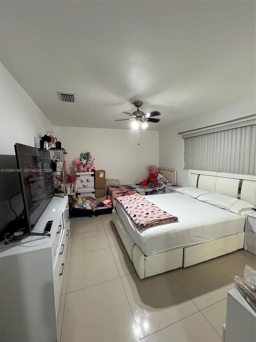 467B E 13th St # 467B, Hialeah, FL 33010 — zdjęcie 5