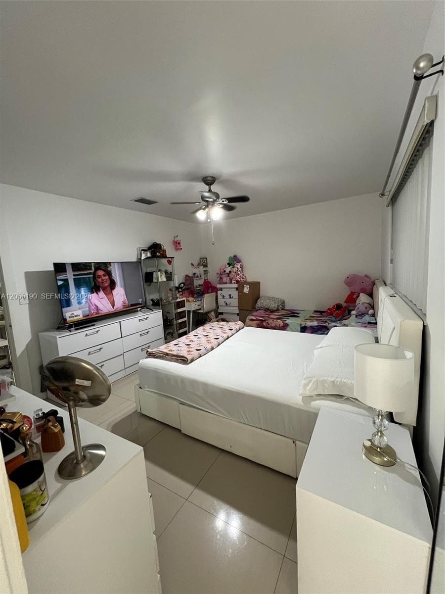 467B E 13th St # 467B, Hialeah, FL 33010 — zdjęcie 4