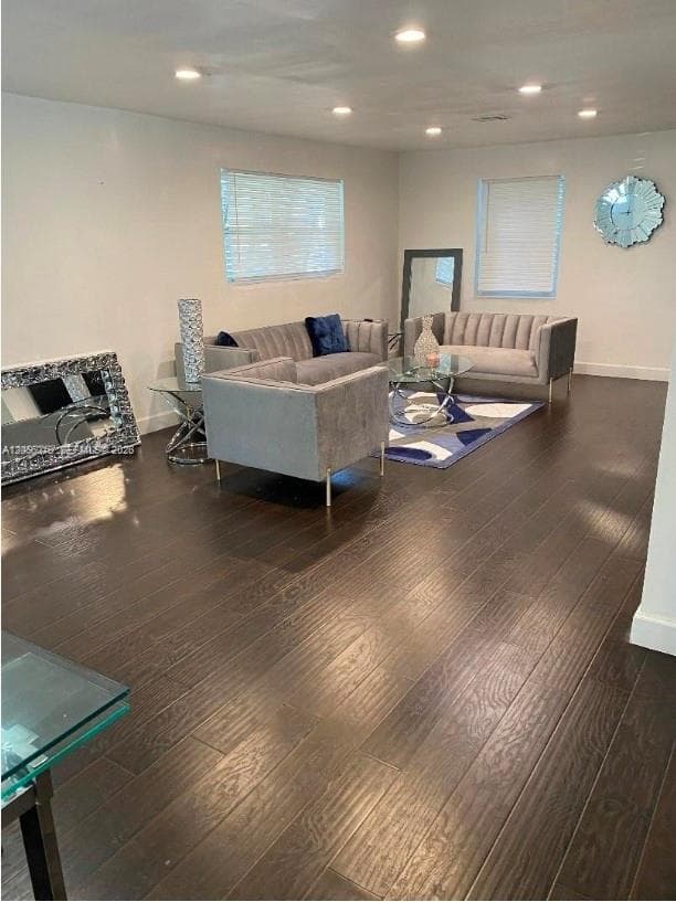 948 NW 84th Ter, Miami, FL 33150