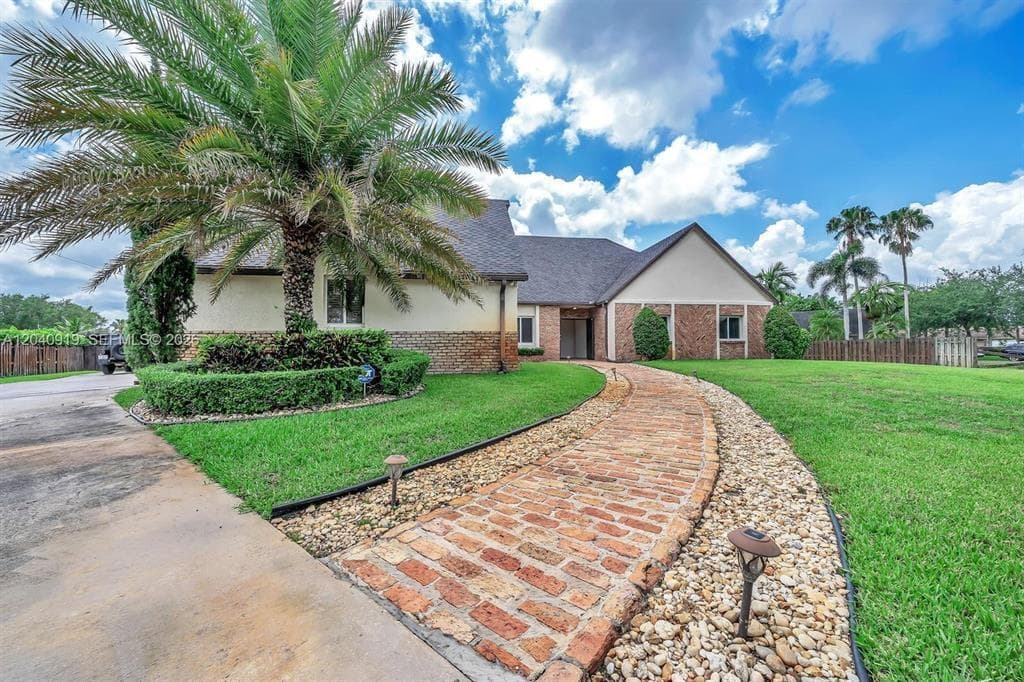 4920 SW 170TH Avenue # 4920, Southwest Ranches, FL 33331