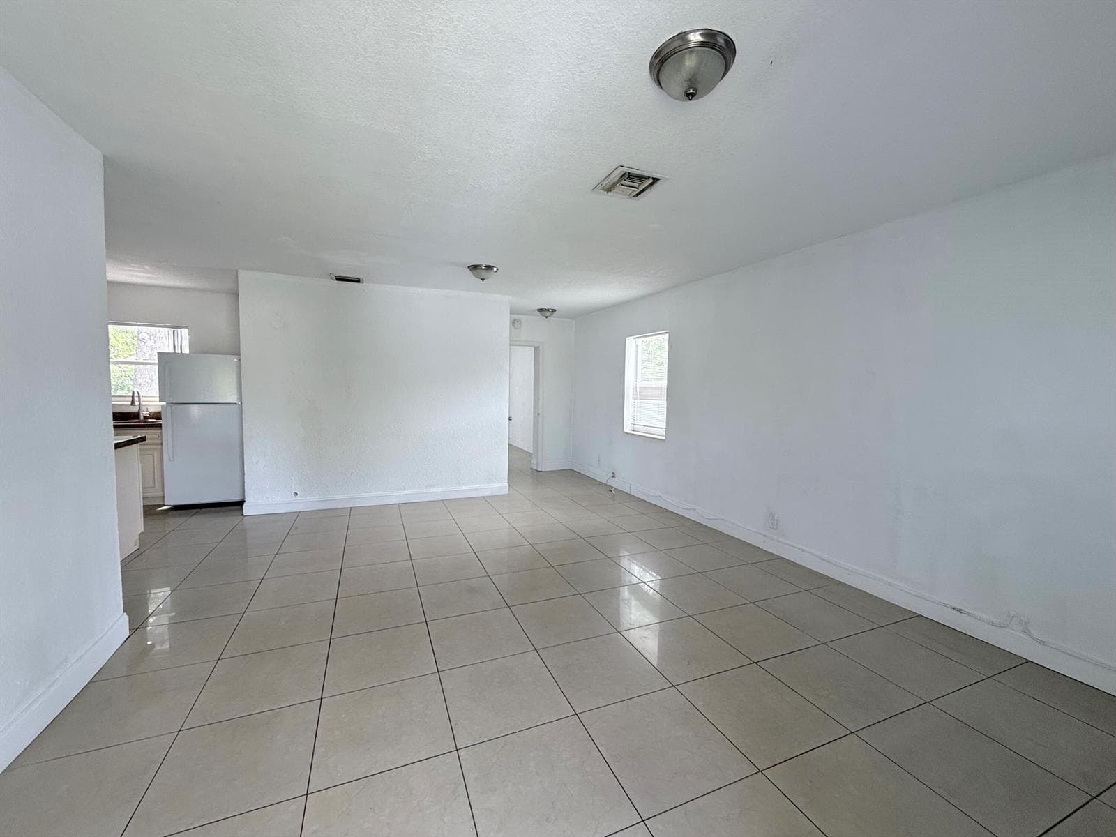 16100 NE 10th Avenue, North Miami Beach, FL 33162 — zdjęcie 4