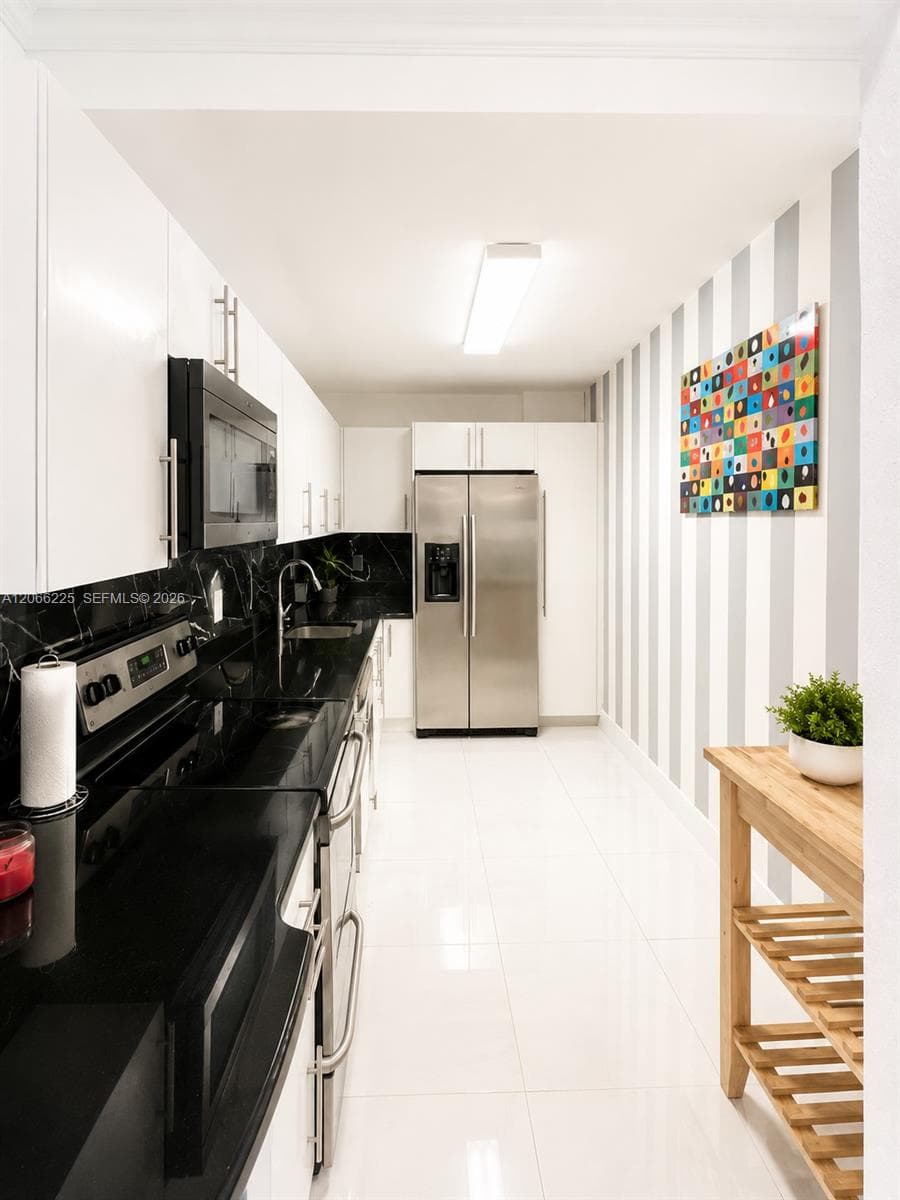 401 69th St # 304, Miami Beach, FL 33141 — zdjęcie 5