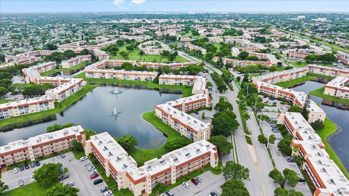 2911 N Pine Island Rd # 311, Sunrise, FL 33322 — zdjęcie 3