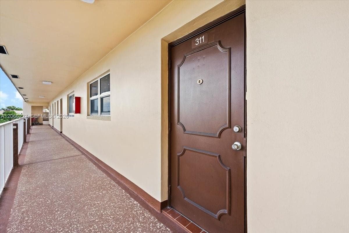 2911 N Pine Island Rd # 311, Sunrise, FL 33322 — zdjęcie 4