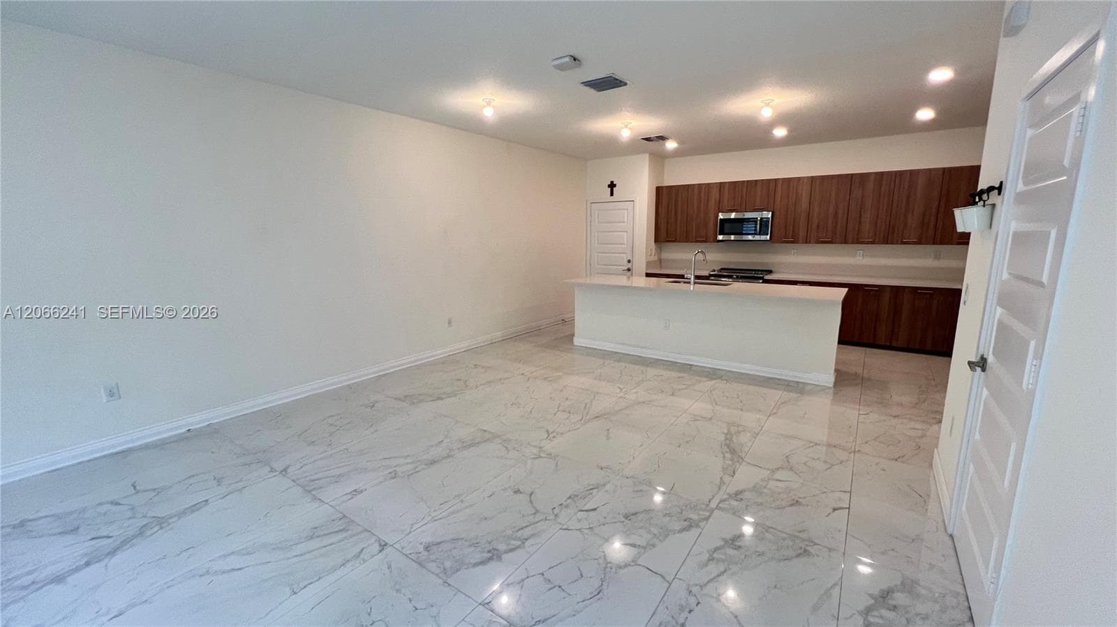 4738 NW 83rd Path # 4738, Doral, FL 33166 — zdjęcie 2