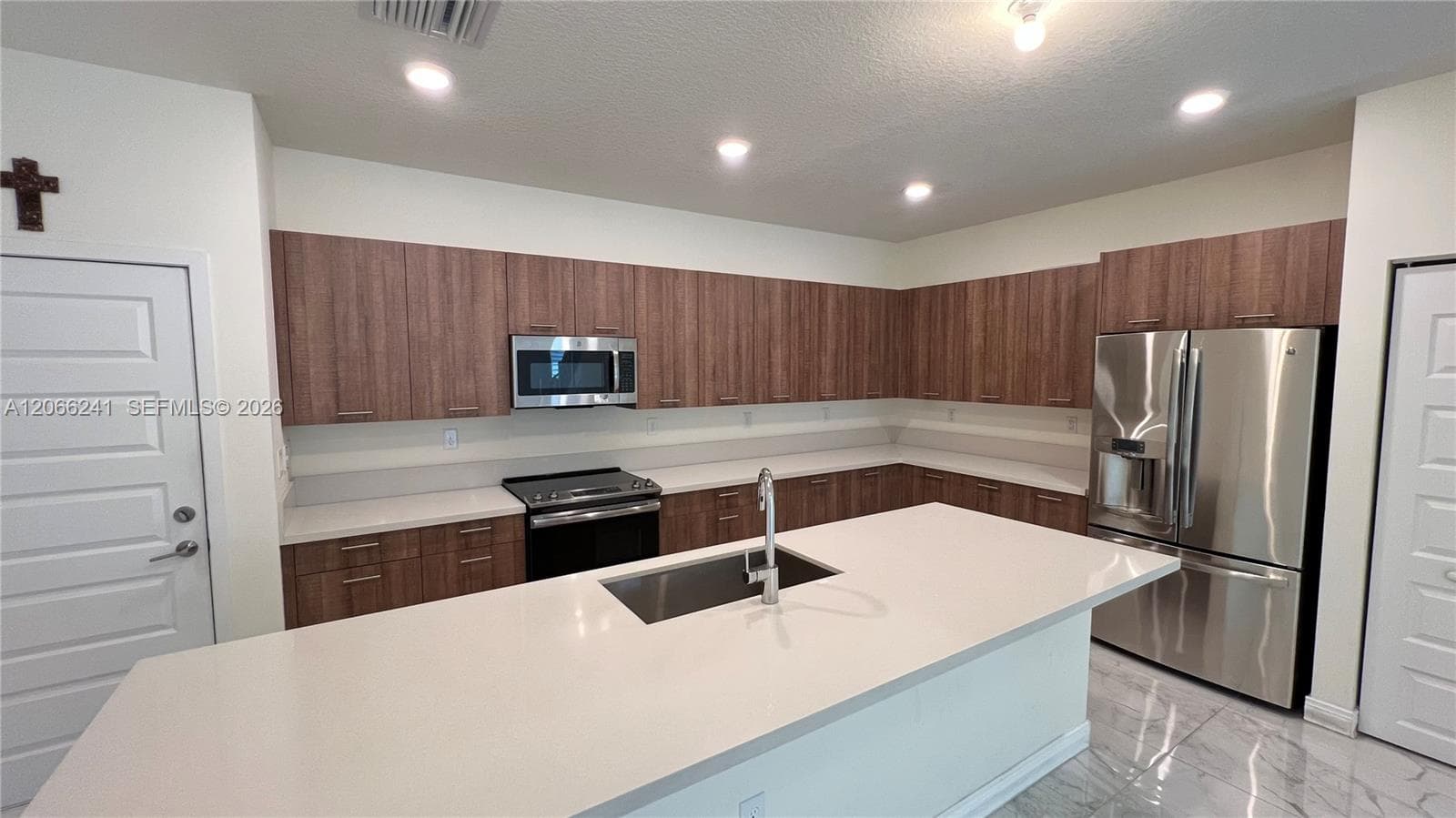 4738 NW 83rd Path # 4738, Doral, FL 33166 — zdjęcie 4