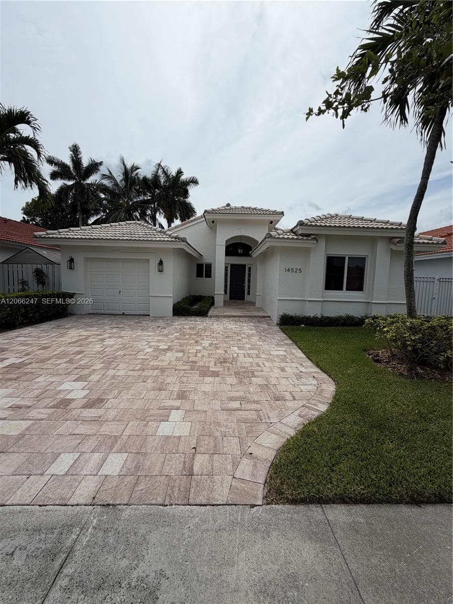 14525 NW 88 ave # 14525, Miami Lakes, FL 33018 — zdjęcie 2