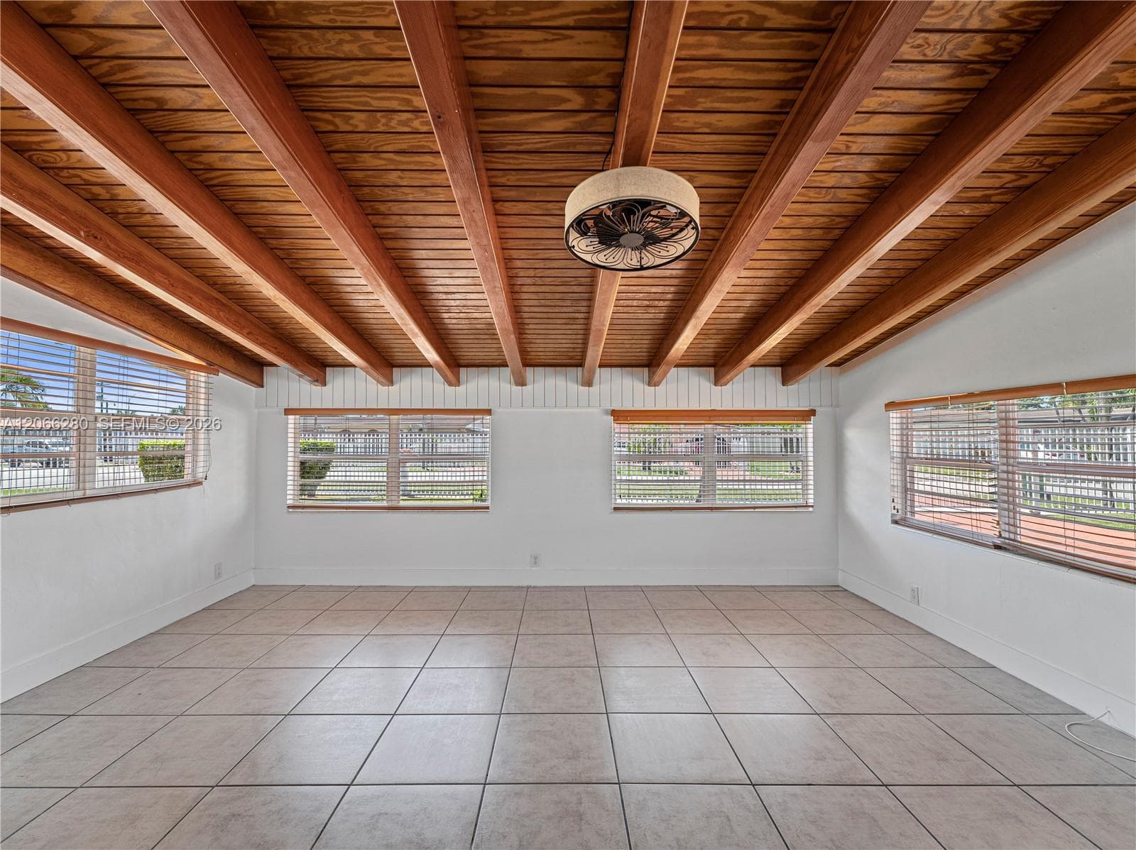 8241 SW 12th Ter, Miami, FL 33144 — zdjęcie 5
