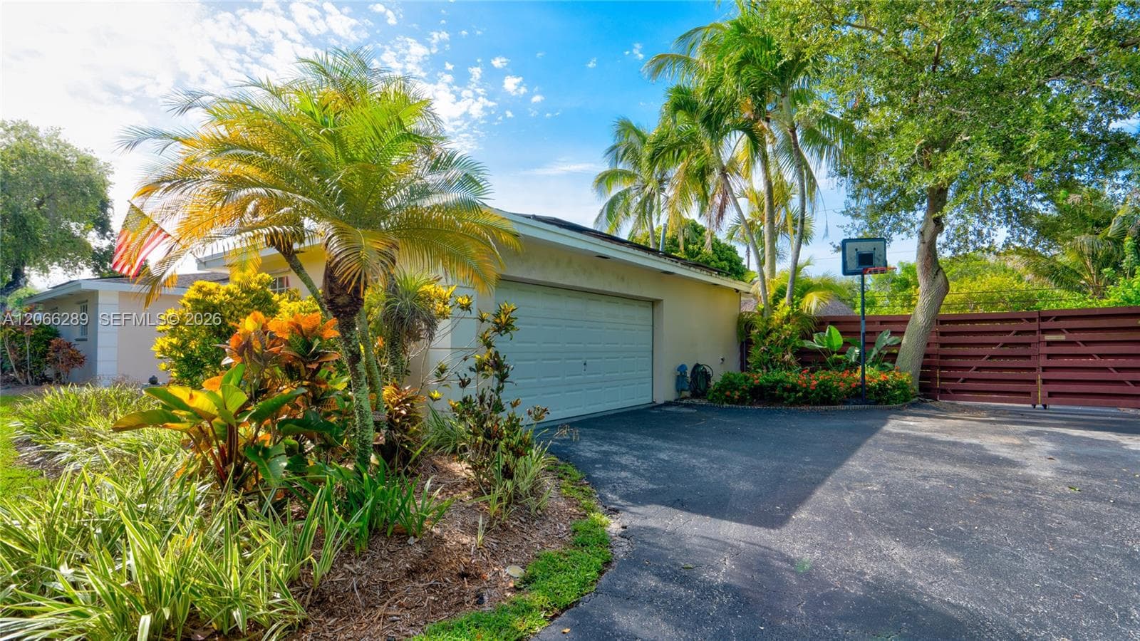 8340 SW 163rd St, Palmetto Bay, FL 33157 — zdjęcie 3