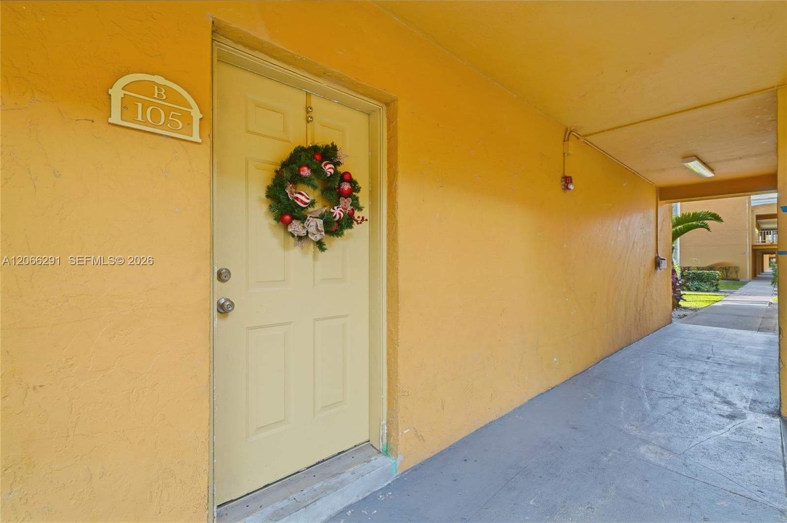 18101 NW 68th Ave # B105, Hialeah, FL 33015