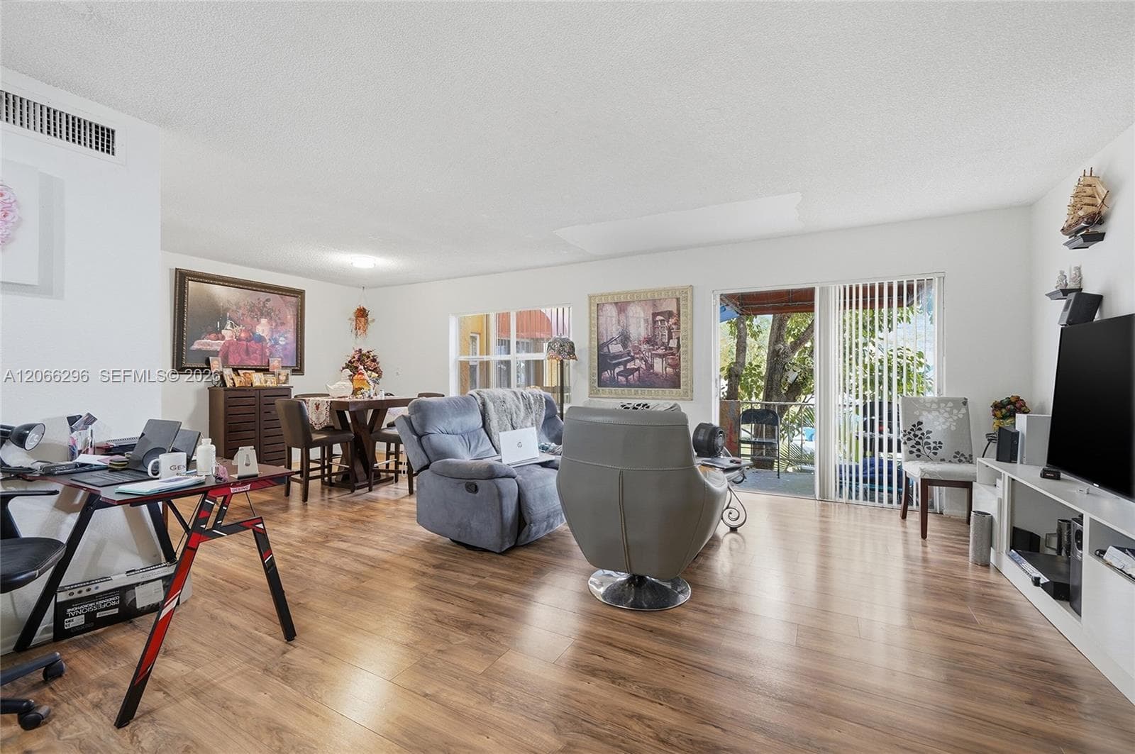 17901 NW 68th Ave # R206, Hialeah, FL 33015 — zdjęcie 3