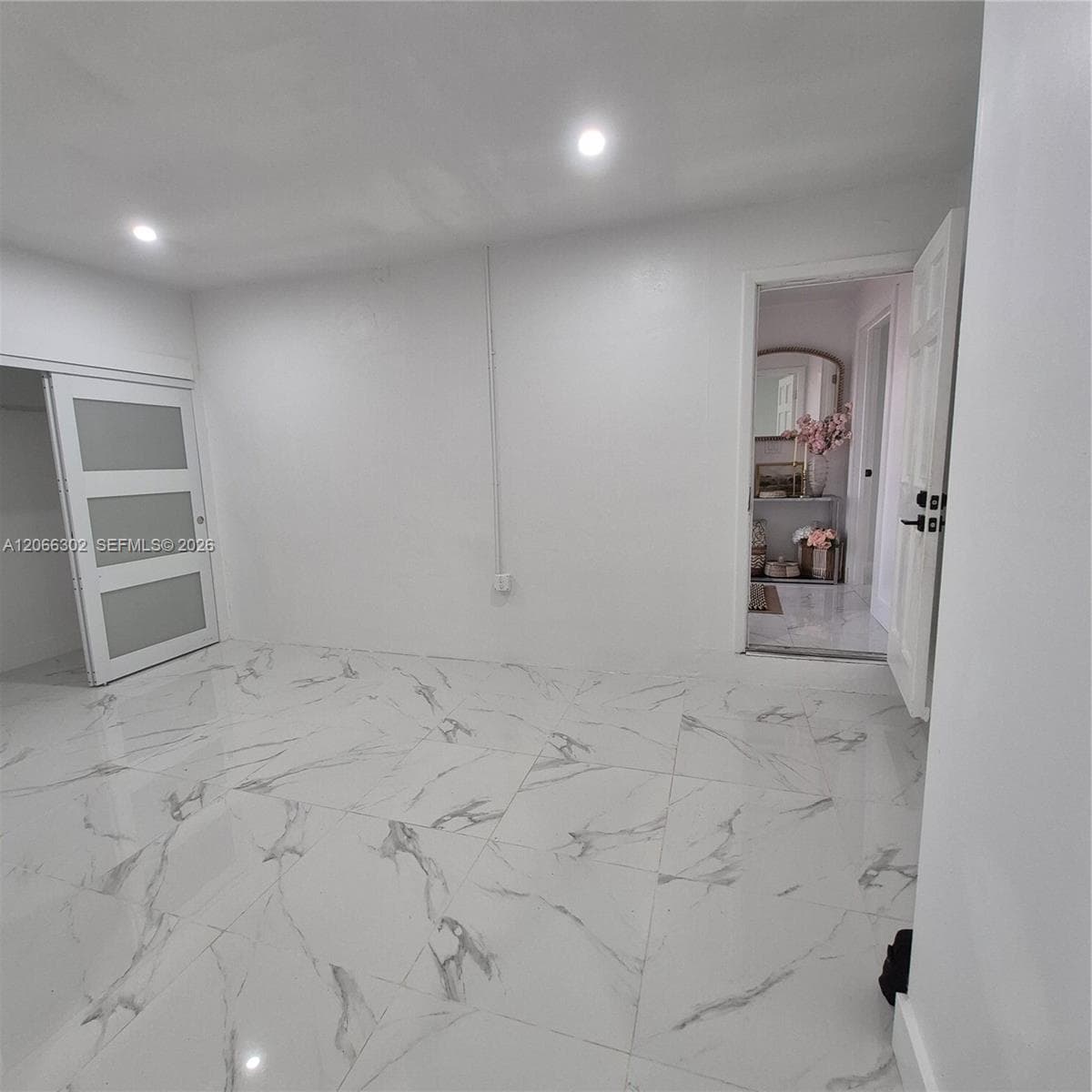 8220 NW 199th St # 8220, Hialeah, FL 33015 — zdjęcie 3