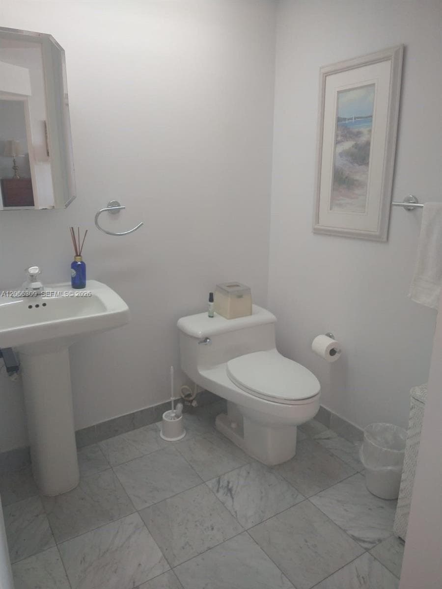 9341 Collins Ave # 303, Surfside, FL 33154 — zdjęcie 3