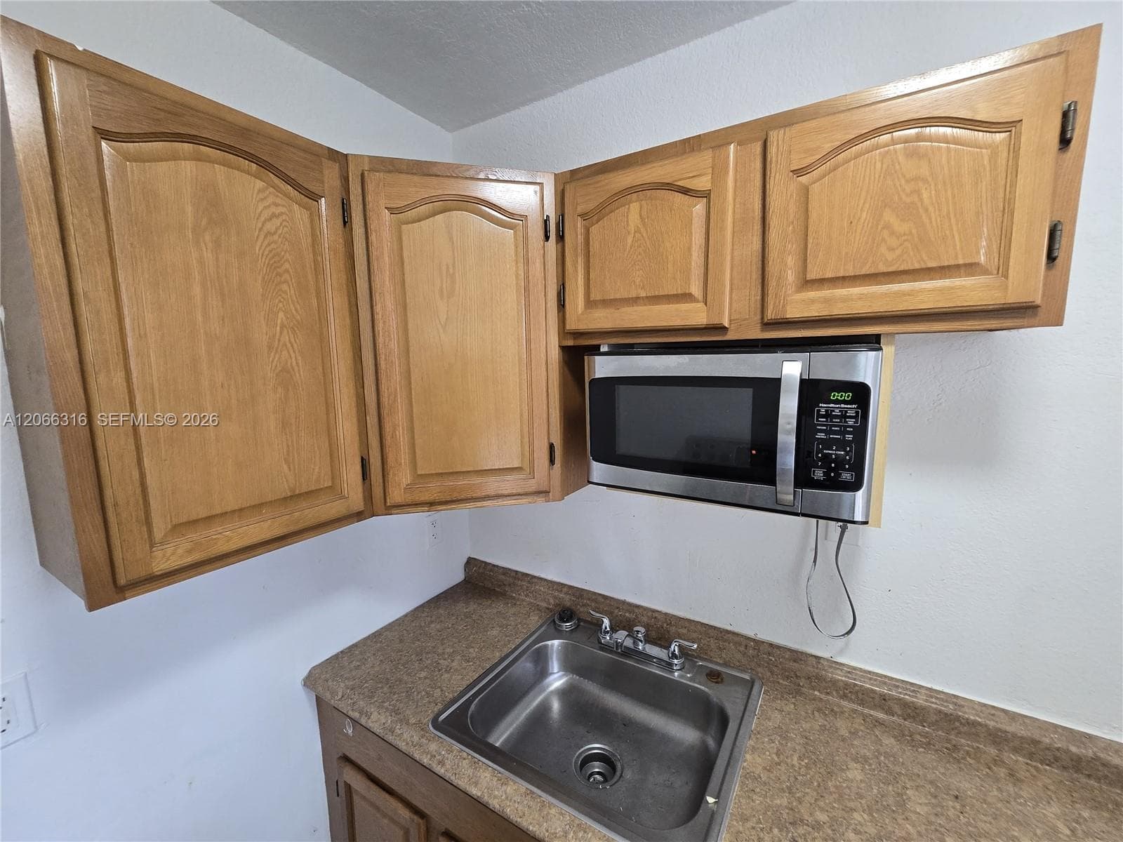 535 NW 7th St # 3, Miami, FL 33136 — zdjęcie 2