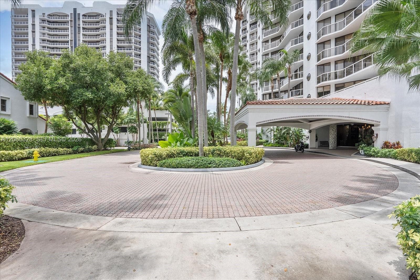 3610 Yacht Club Dr # 1114, Aventura, FL 33180 — zdjęcie 2