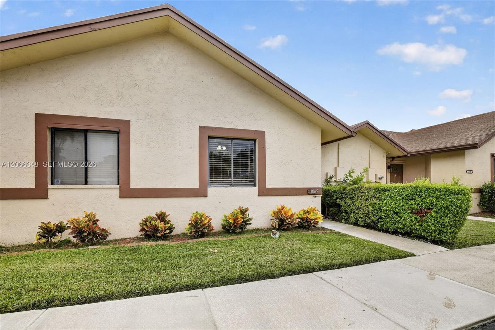 11065 NW 38th Pl, Sunrise, FL 33351
