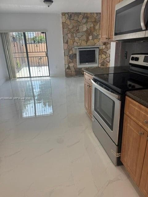 19630 cypress   ct # 19630, Miami Lakes, FL 33015 — zdjęcie 4