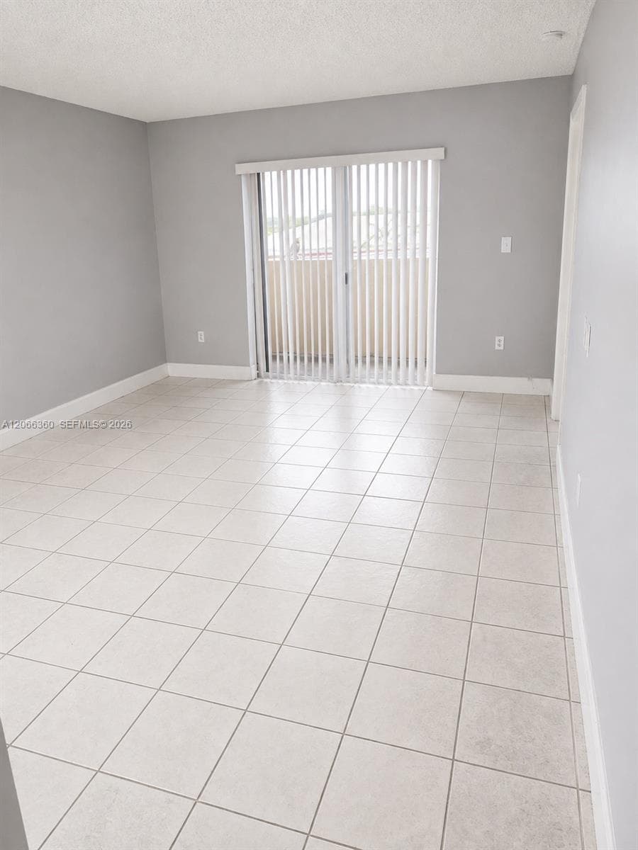 14951 SW 82nd Ln # 17-502, Miami, FL 33193 — zdjęcie 4