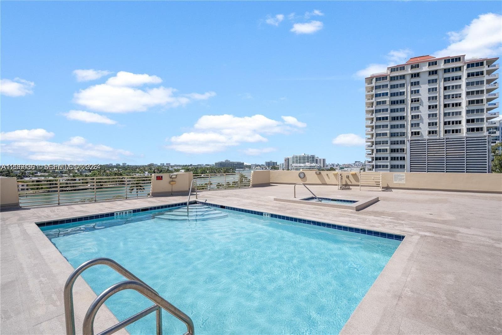 6362 Collins Ave # 503, Miami Beach, FL 33141 — zdjęcie 4