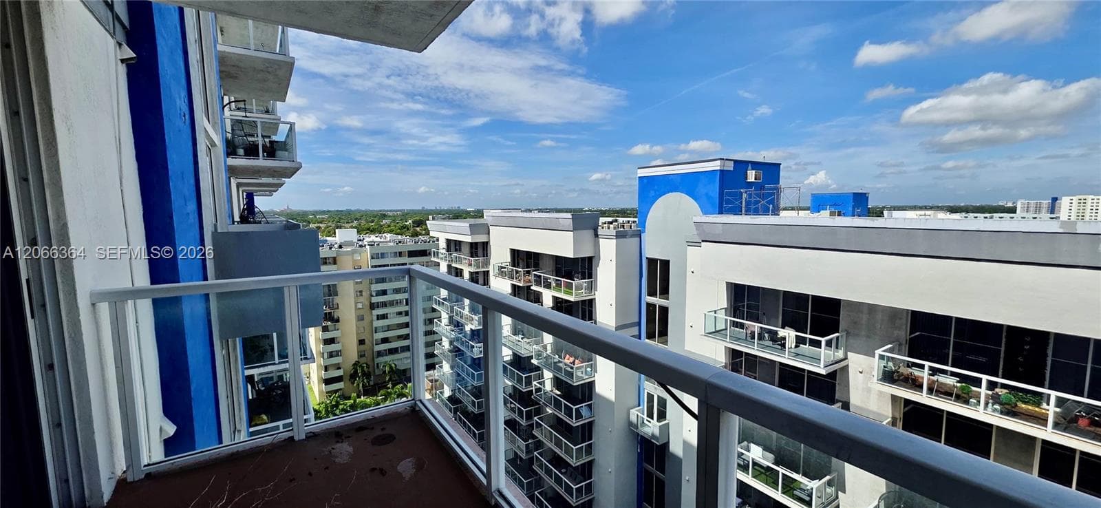 5085 NW 7th St # 1505, Miami, FL 33126 — zdjęcie 2