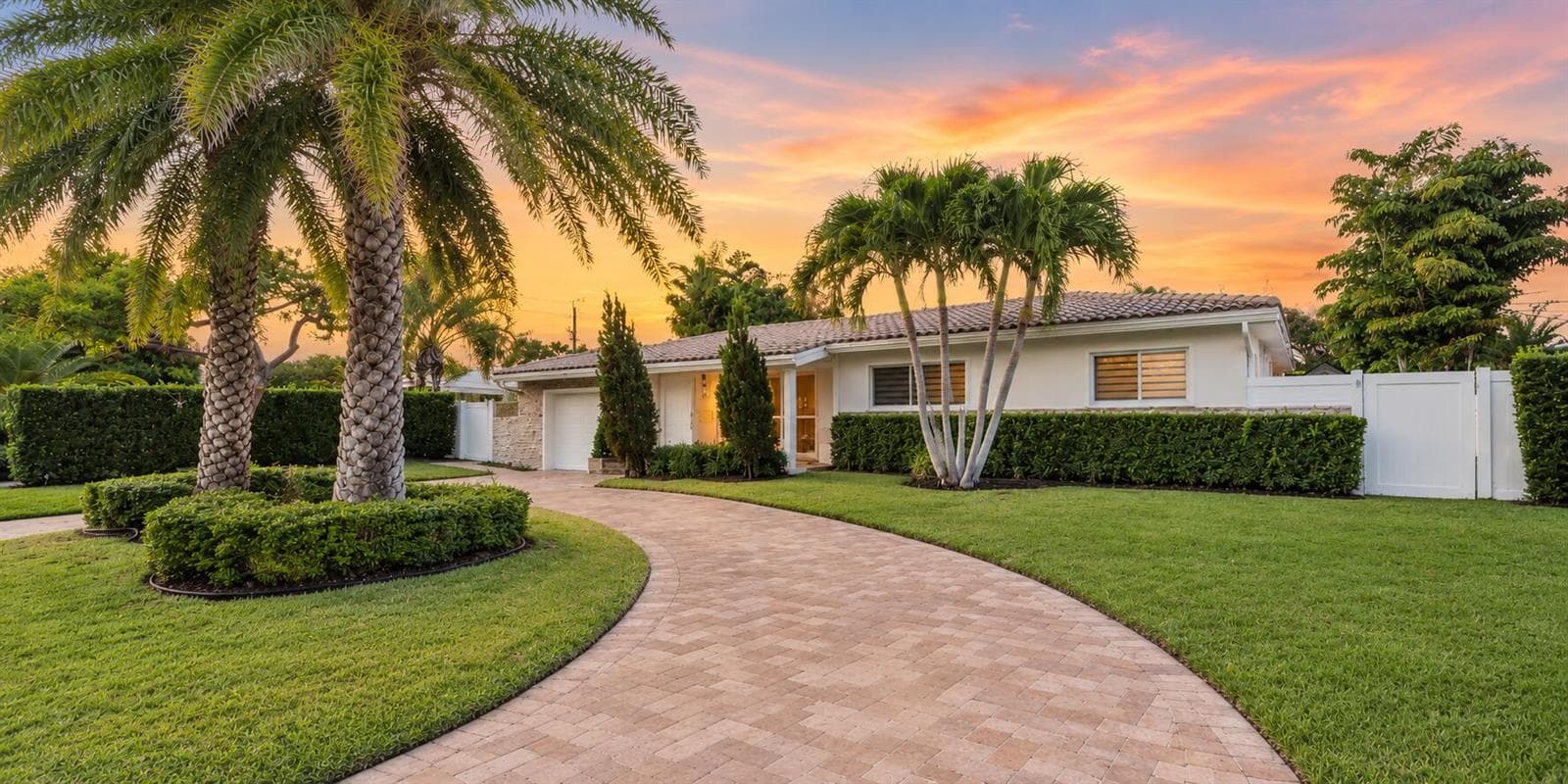 2205 NE 30TH Street, Lighthouse Point, FL 33064